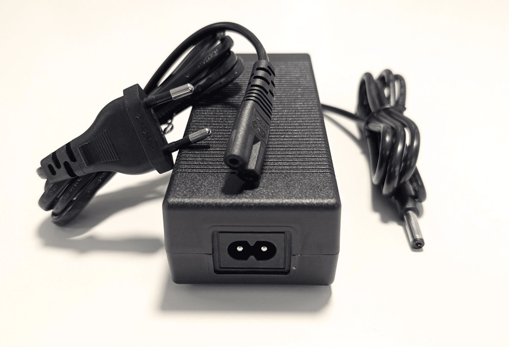 Cargador 220v para TEMO·450 